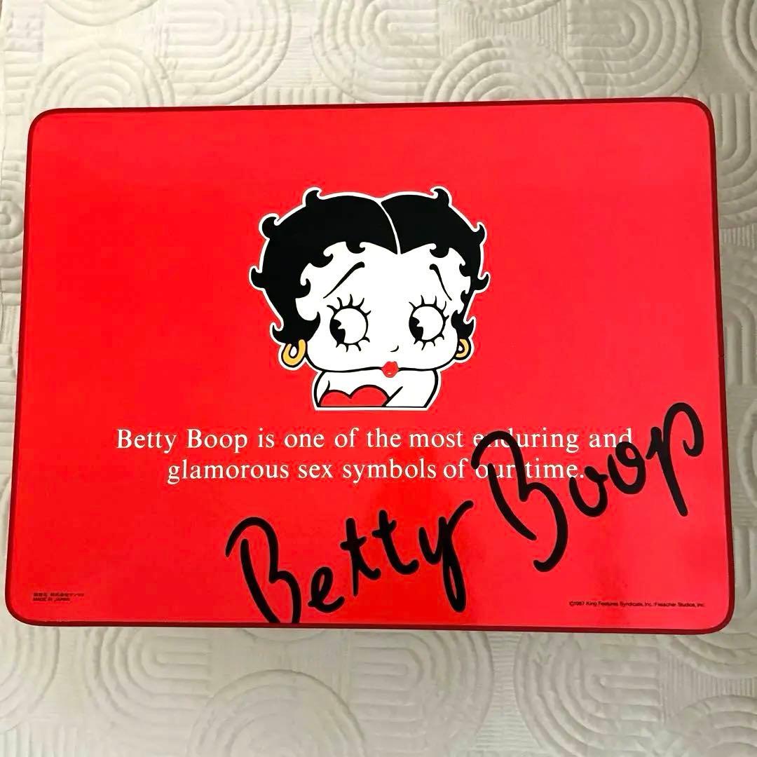 チャールズ様 ベティちゃん　レトロサンリオ折りたたみテーブル